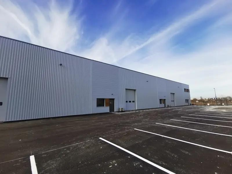 
                                                Location
                                                 À louer – Locaux d'activités de 389 m² à proximité de Reims – Marne (51)