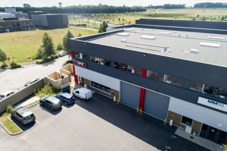 
                                                Location
                                                 À louer – locaux d'activités non divisibles de 250 m² à Famars à proximité de Valenciennes (59)