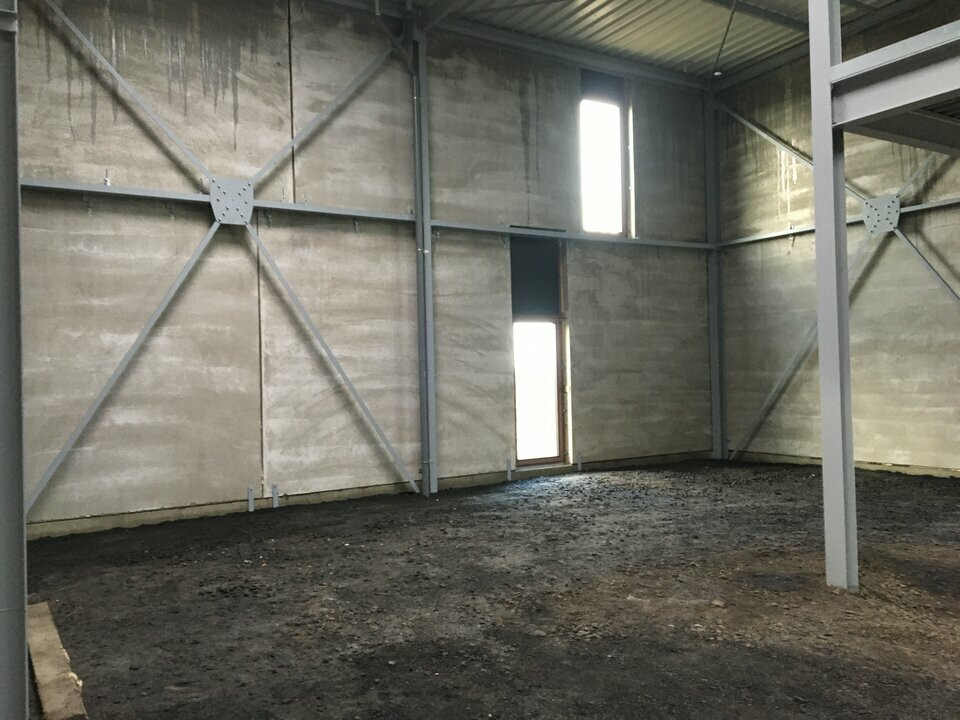 
                                                Location
                                                 À louer – locaux d'activités non divisibles de 302 m² à Cappelle-en-Pévèle à proximité de Lille (59)