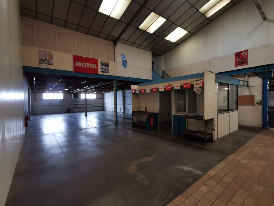 
                                                Location
                                                 À louer – locaux d'activités non divisibles de 920 m² à Seclin à proximité de Lille (59)
