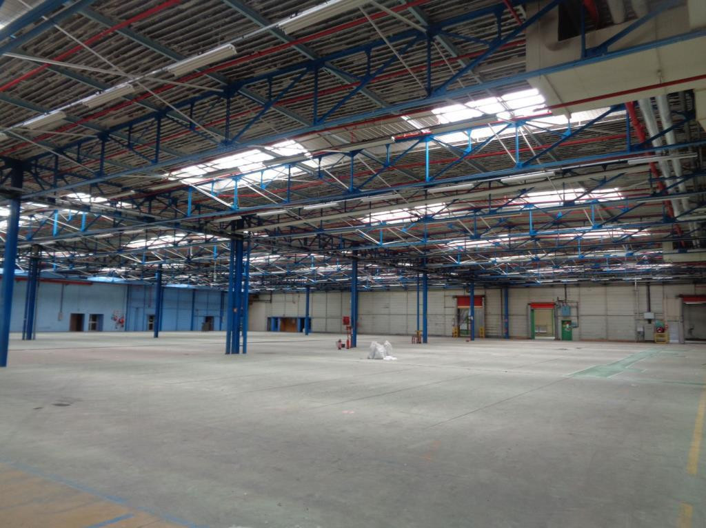 
                                                Location
                                                 À louer – Locaux Industriels de 25 000 m² divisibles à partir de 1 500 m² à Evreux – Eure (27)