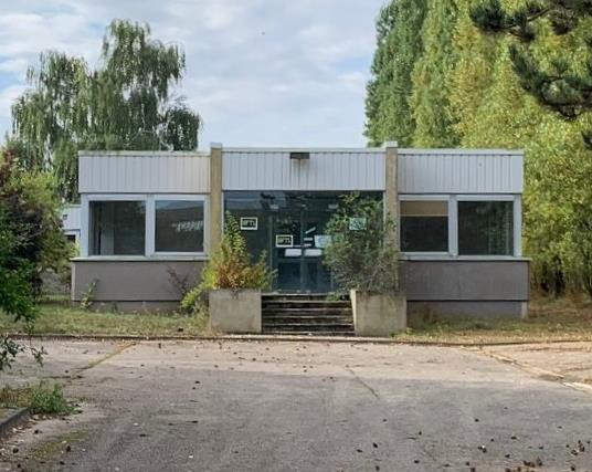 
                                                Location
                                                 À louer – Locaux Industriels de 25 000 m² divisibles à partir de 1 500 m² à Evreux – Eure (27)