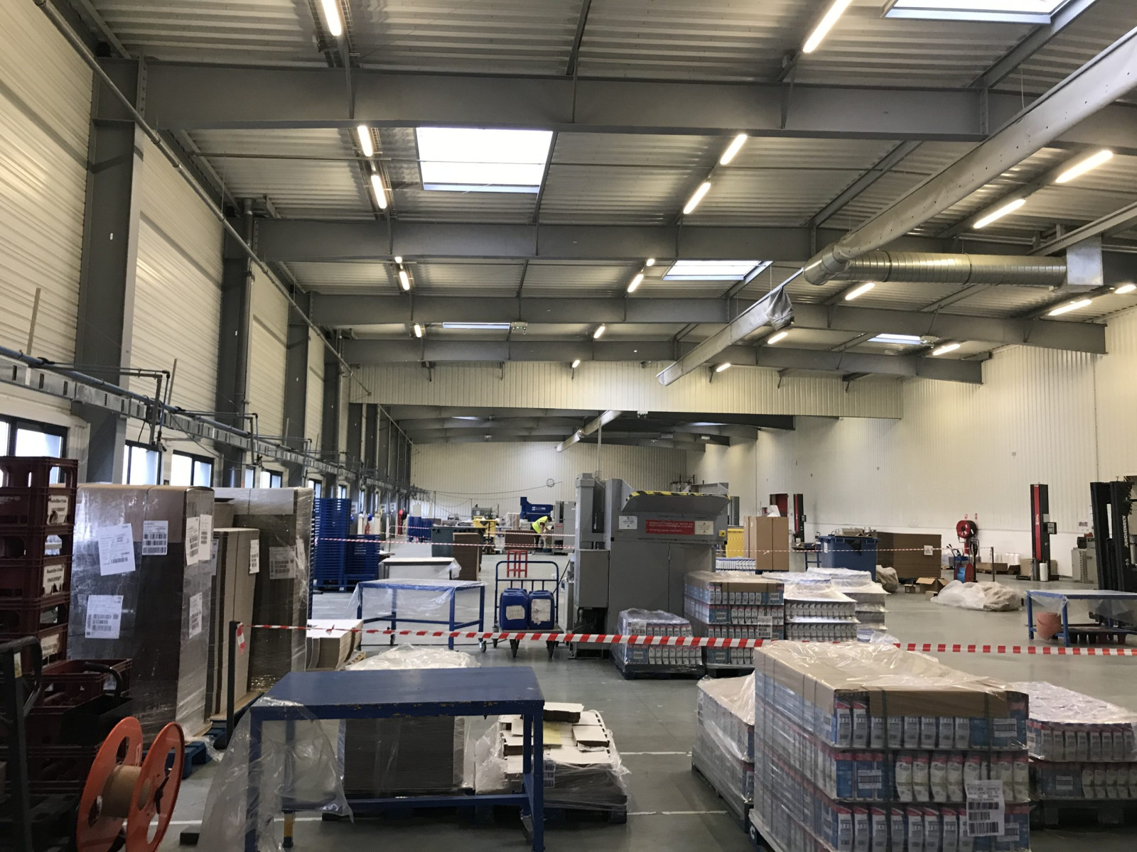 
                                                Location
                                                 À louer – locaux industriels non divisibles de 5 069 m² à Gauchy à proximité de Saint-Quentin (02)