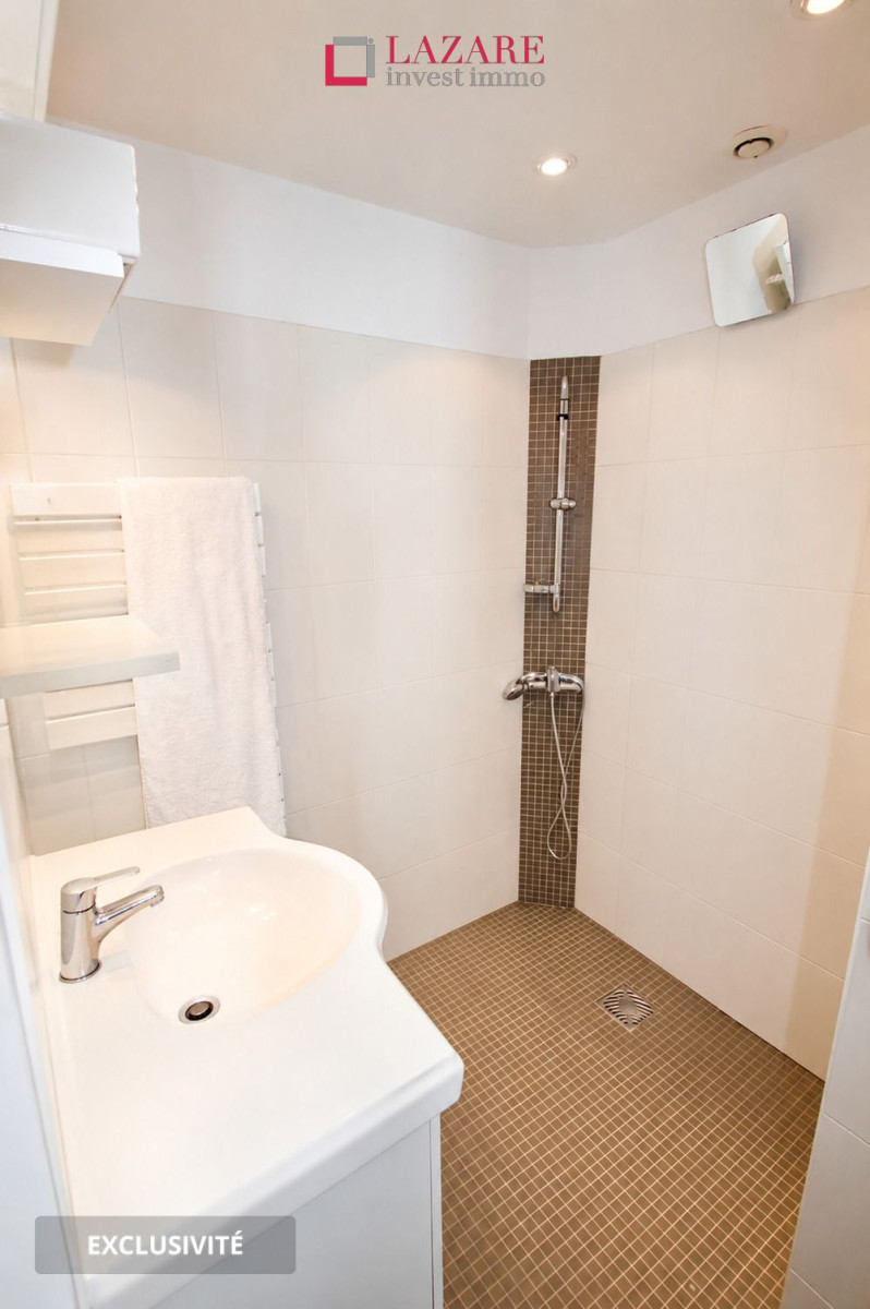 
                                                Location
                                                 A LOUER MAISON T2