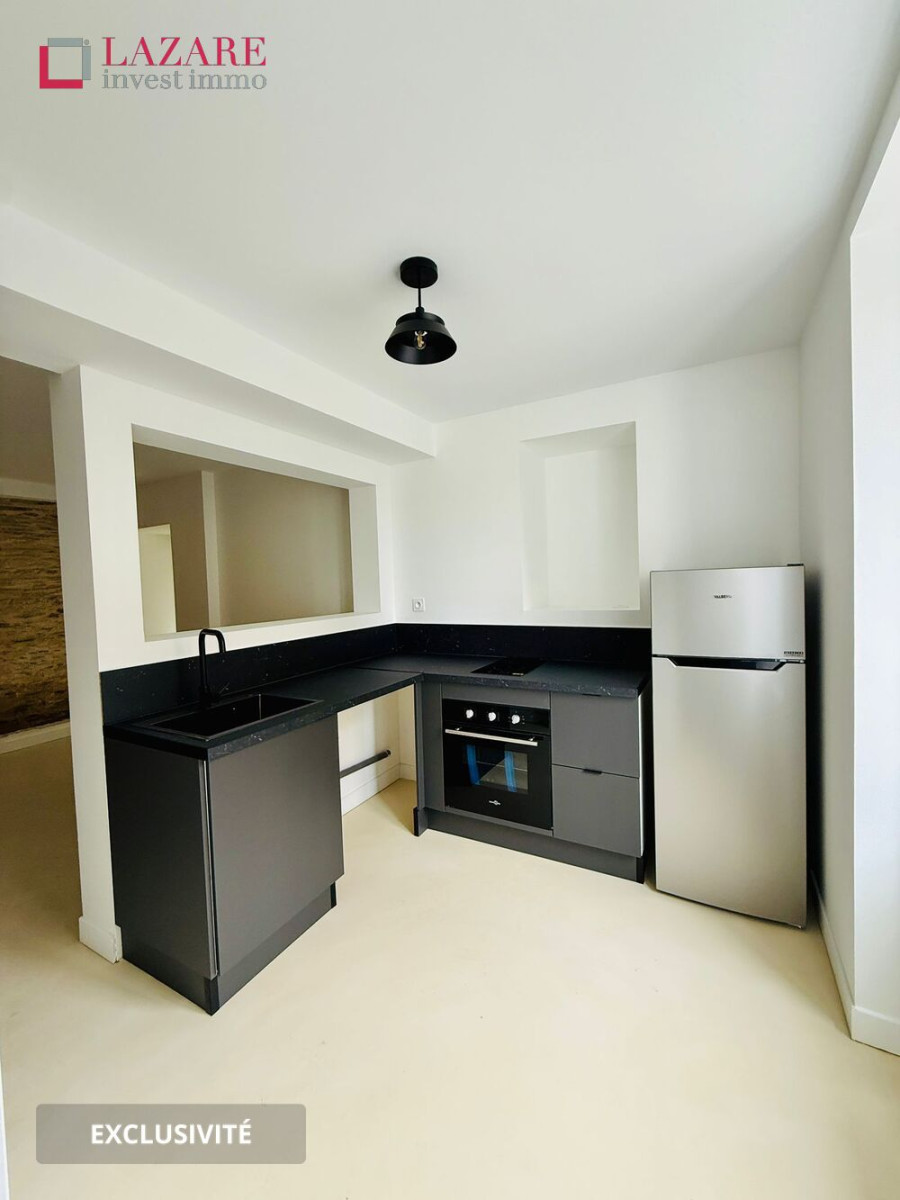 
                                                Location
                                                 A LOUER MAISON T3 entièrement rénovée