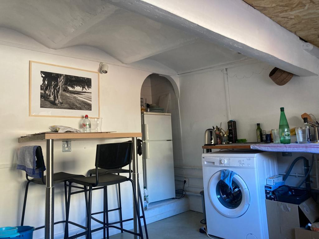
                                                Location
                                                 A louer Montpellier centre ville studio