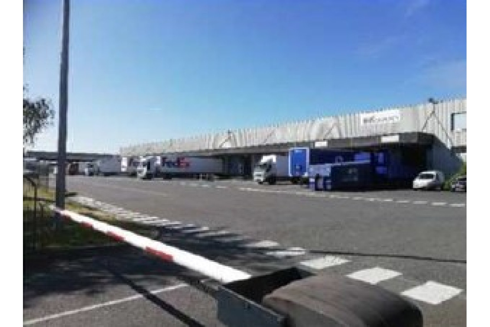 
                                                Location
                                                 À louer ou à vendre – Bâtiment industriel de 22,800 m² à Châteauroux – Indre (36)