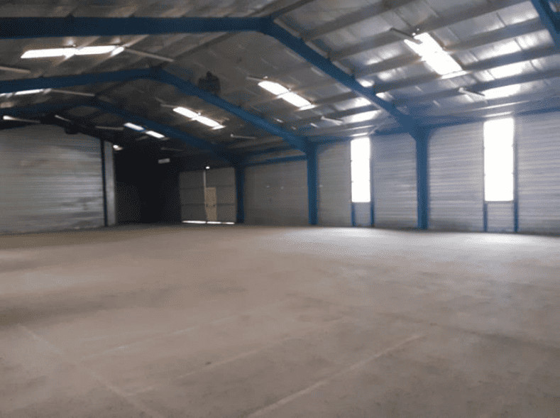 
                                                Location
                                                 À louer ou à vendre - Locaux d'activités de 290m² à 1380 m² à Bagnères-de-Bigorre-Hautes-Pyrénées (6