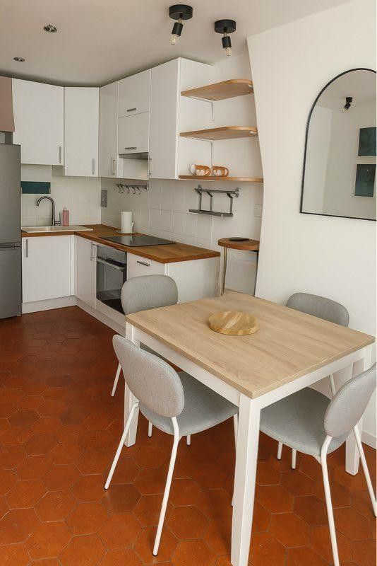 
                                                Location
                                                 À louer Paris 11e / appartement 2 pièces