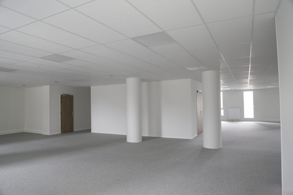 
                                                Location
                                                 À Louer – Plateau de bureaux de 394 m² au Havre (76)