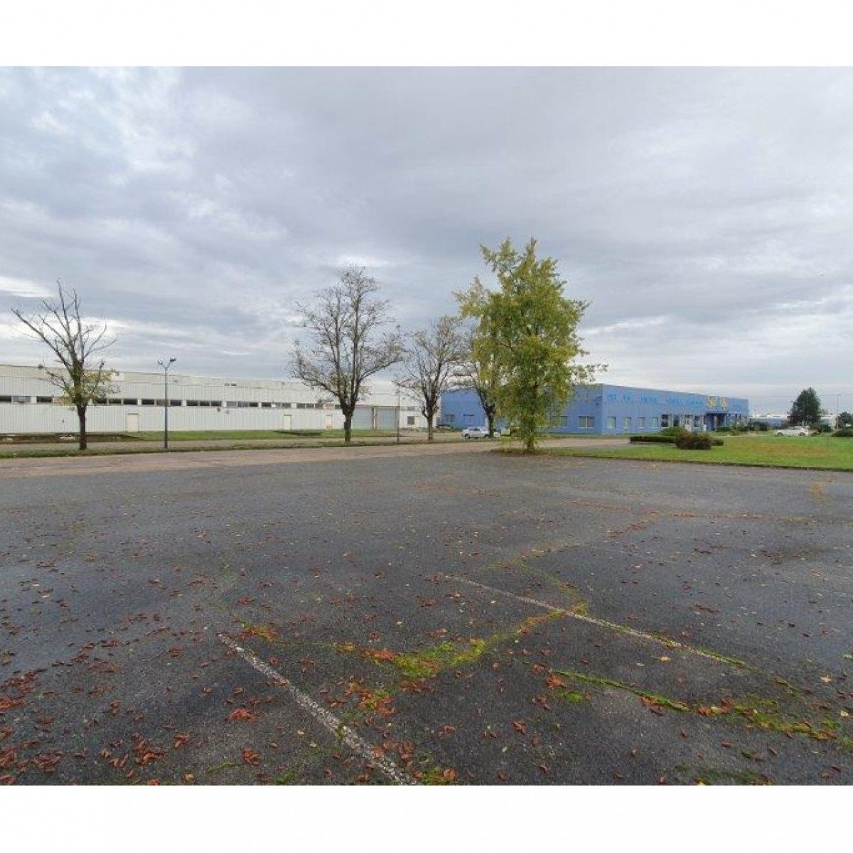 
                                                Location
                                                 À louer – Site industriel de 22 000 m² à Saint-Florent-sur-Cher – Cher (18)