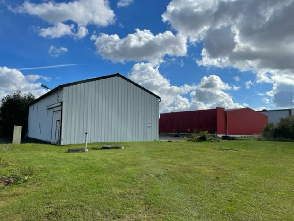 
                                                Location
                                                 À louer – Site Industriel de production et de stockage de 13 120 m² proche d'Amiens à Moreuil – Somme (80)