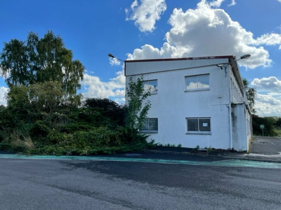 
                                                Location
                                                 À louer – Site logistique de 4 690 m² proche d'Amiens à Moreuil – Somme (80)