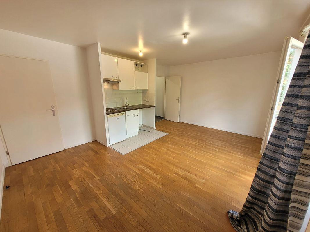 
                                                Location
                                                 A louer studio 31m2