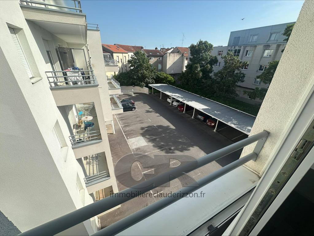 
                                                Location
                                                 A LOUER STUDIO AVEC PARKING