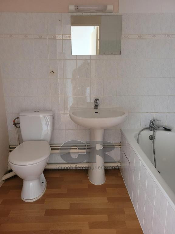 
                                                Location
                                                 STUDIO AVEC PARKING - SECTEUR RIVES DE MEURTHE - CRISTALLERIES