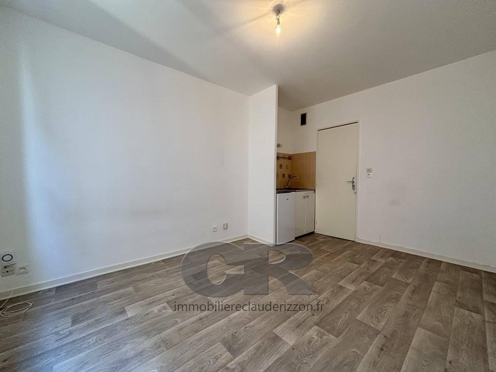 
                                                Location
                                                 A LOUER - STUDIO - METZ CENTRE