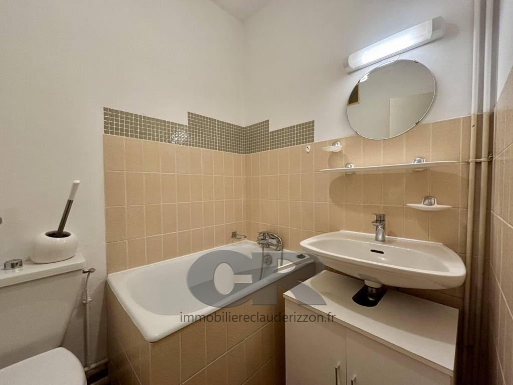
                                                Location
                                                 A LOUER - STUDIO - METZ CENTRE
