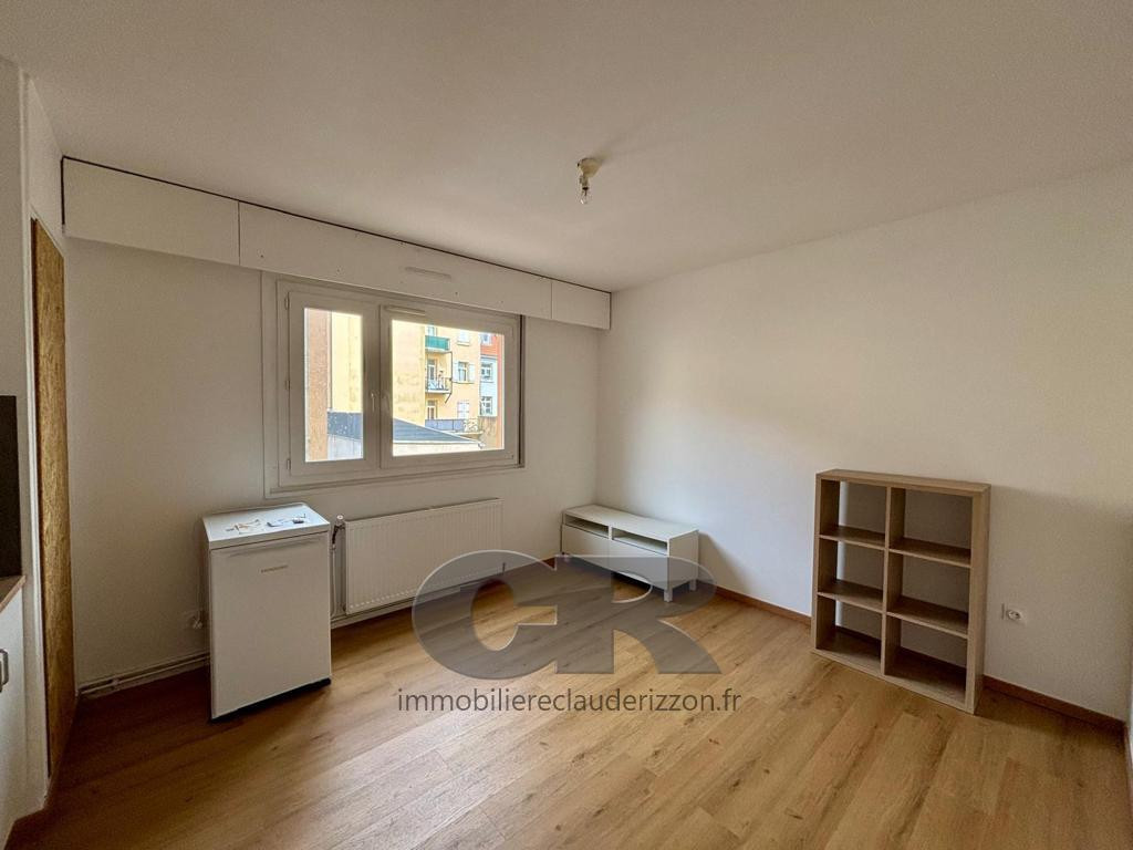 
                                                Location
                                                 A LOUER STUDIO - METZ QUEULEU