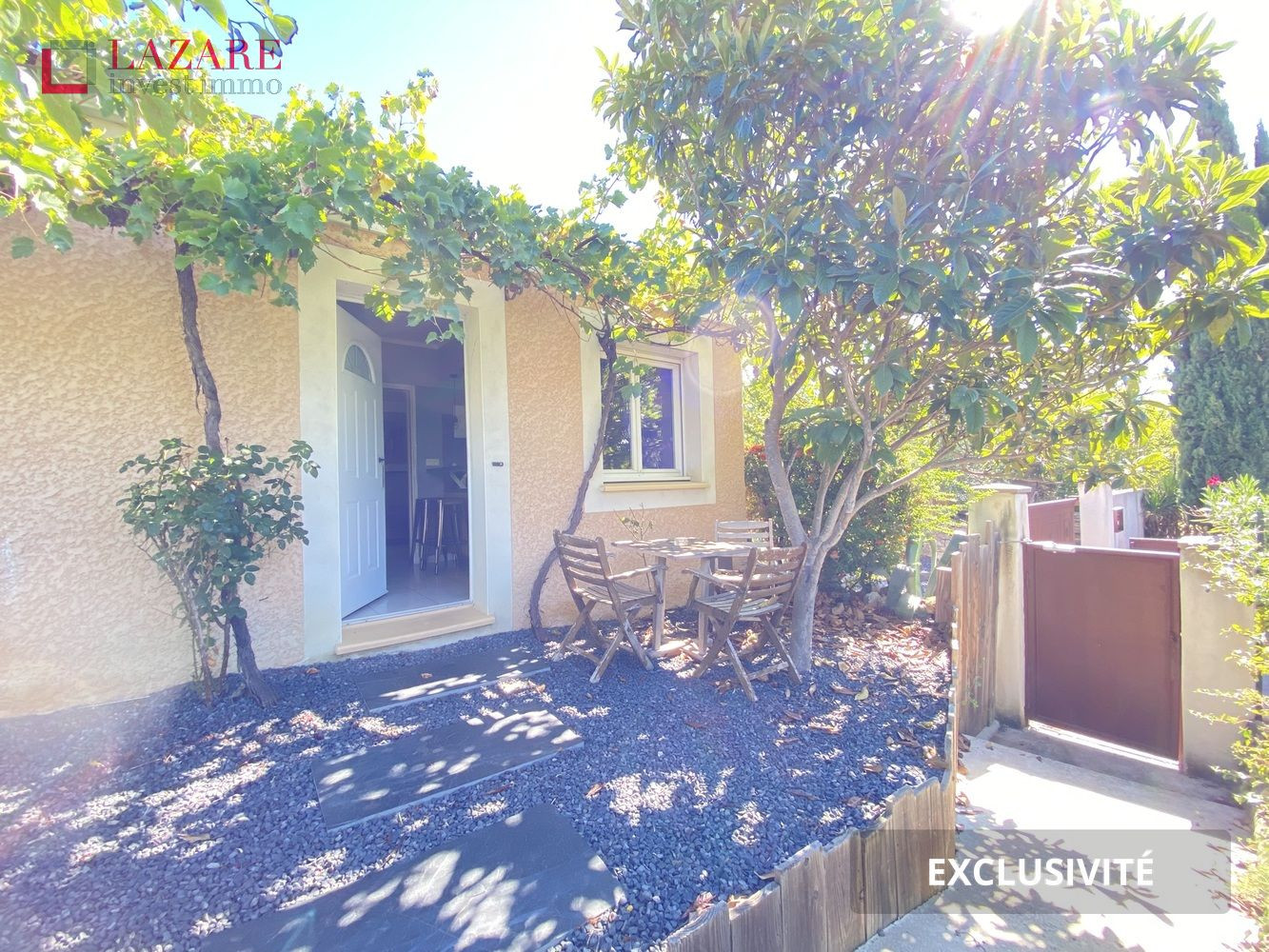 
                                                Location
                                                 A LOUER studio meublé