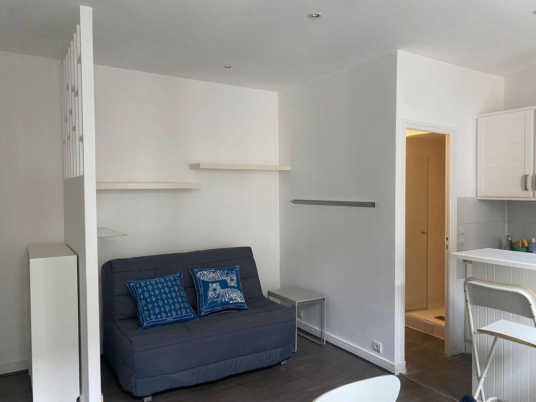 
                                                Location
                                                 A louer studio meublé Lamarck Caulaincourt