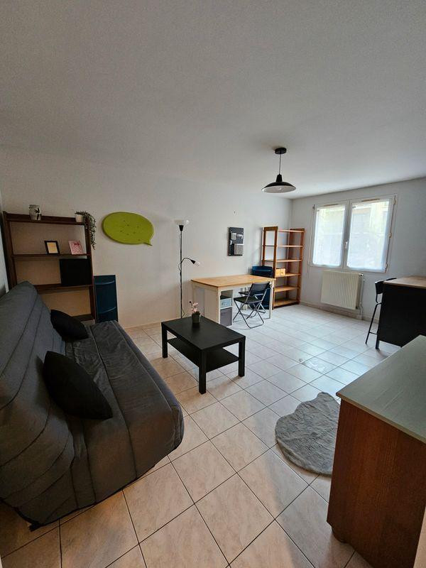
                                                Location
                                                 À louer – Studio meublé – Lyon 3ème (Rue Villon)