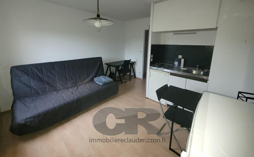 
                                                Location
                                                 A LOUER - STUDIO MEUBLEE - METZ DEVANT LES PONTS