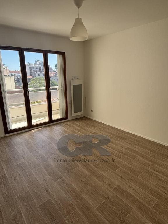
                                                Location
                                                 a louer studio parc sainte marie