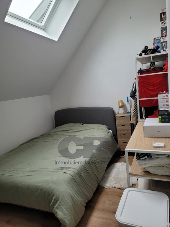 
                                                Location
                                                 A LOUER SUPERBE 3 PIECES MEUBLE CENTRE VILLE
