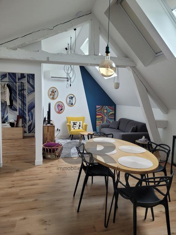 
                                                Location
                                                 A LOUER SUPERBE 3 PIECES MEUBLE ET CLIMATISE CENTRE VILLE