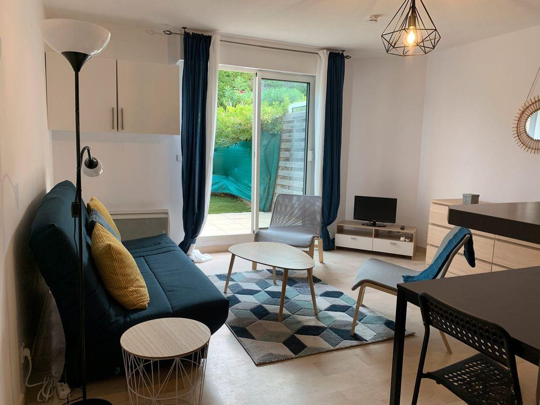
                                                Location
                                                 A louer superbe studio meublé nice Ouest Fabron