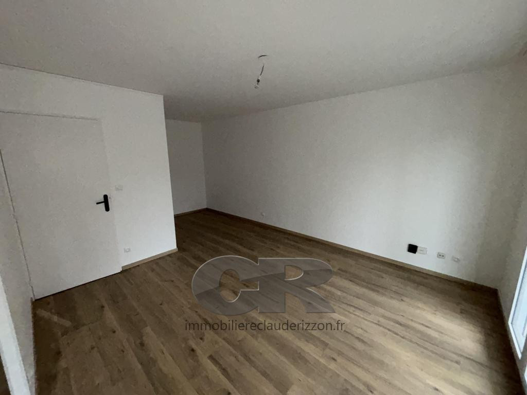 
                                                Location
                                                 A LOUER - T1 BIS - METZ QUEULEU