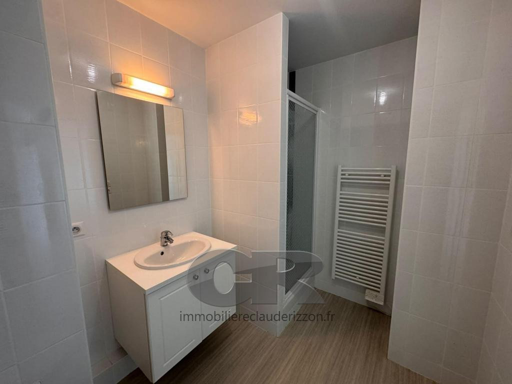 
                                                Location
                                                 A LOUER - T1 BIS - ROZERIEULLES