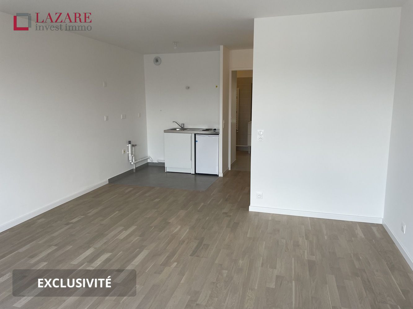 
                                                Location
                                                 A LOUER T1 récent