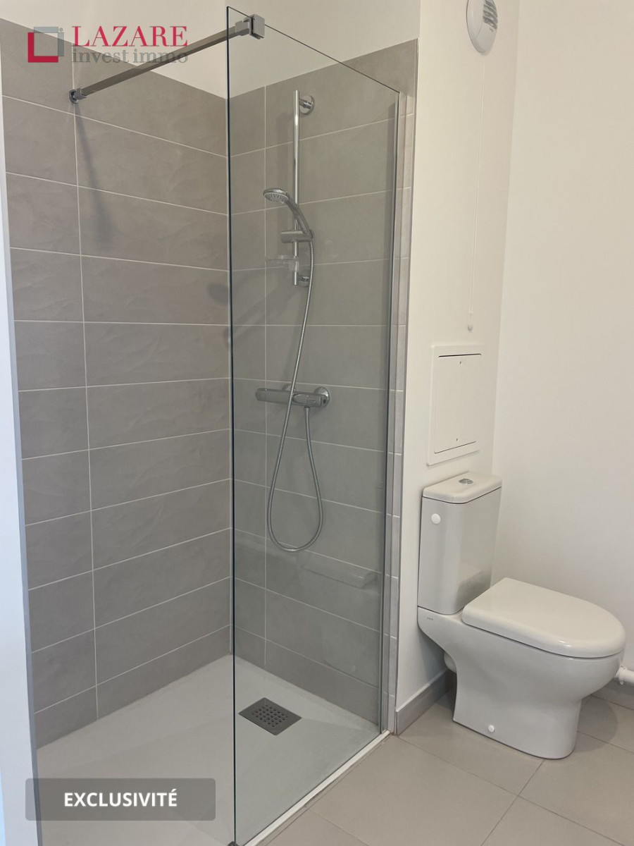 
                                                Location
                                                 A LOUER T1 récent