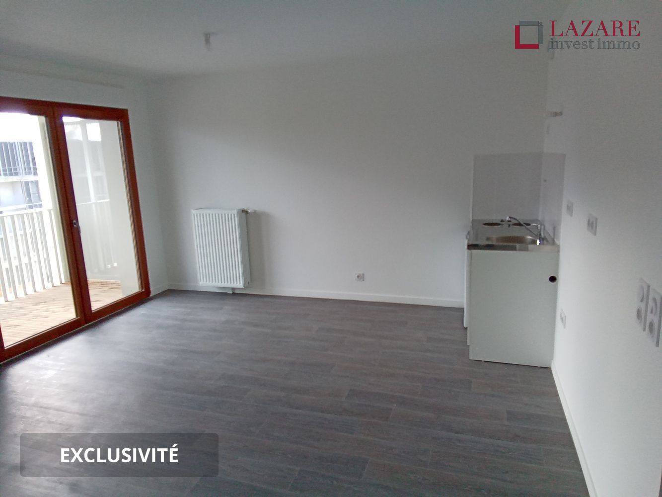 
                                                Location
                                                 A LOUER T1 récent avec balcon et parking