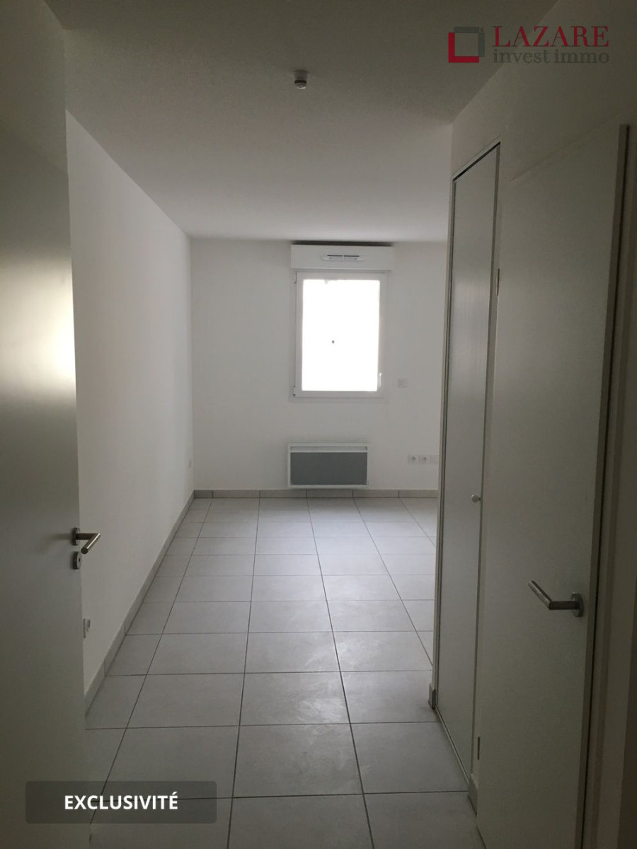 
                                                Location
                                                 A LOUER T1 récent avec parking