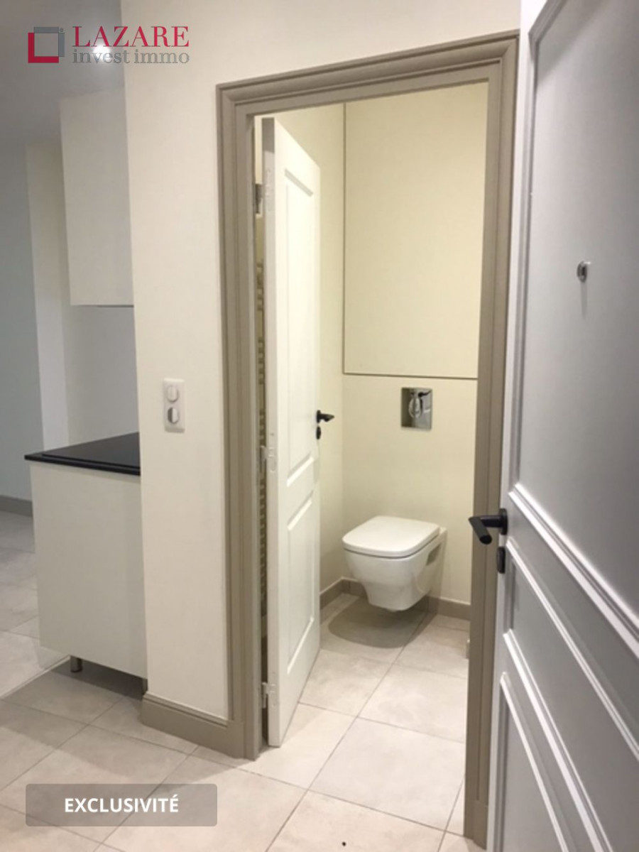 
                                                Location
                                                 A LOUER T1 refait à neuf