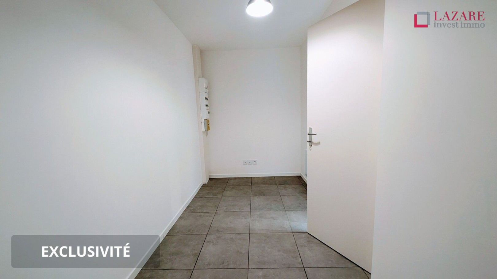 
                                                Location
                                                 A LOUER T1 refait à neuf