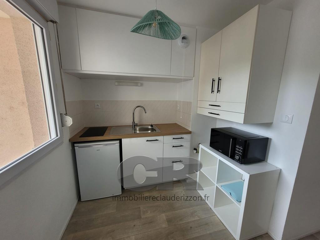 
                                                Location
                                                 A LOUER - T1B MEUBLE - METZ PLANTIERES