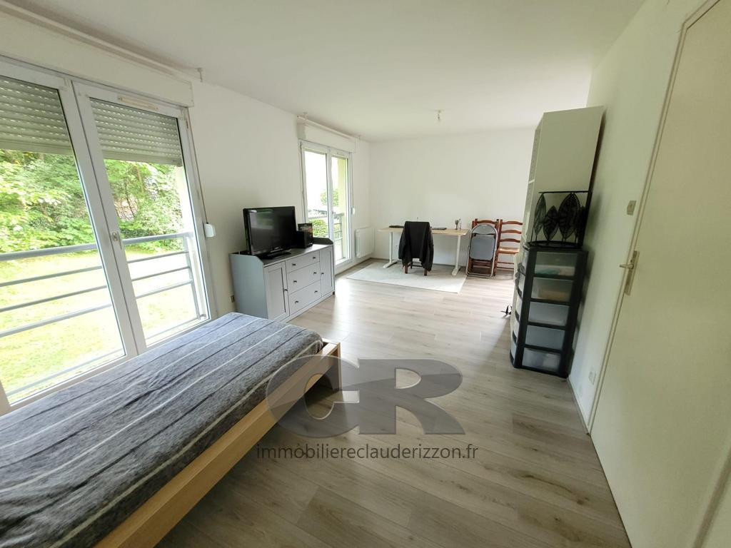 
                                                Location
                                                 A LOUER - T1BIS - METZ QUEULEU