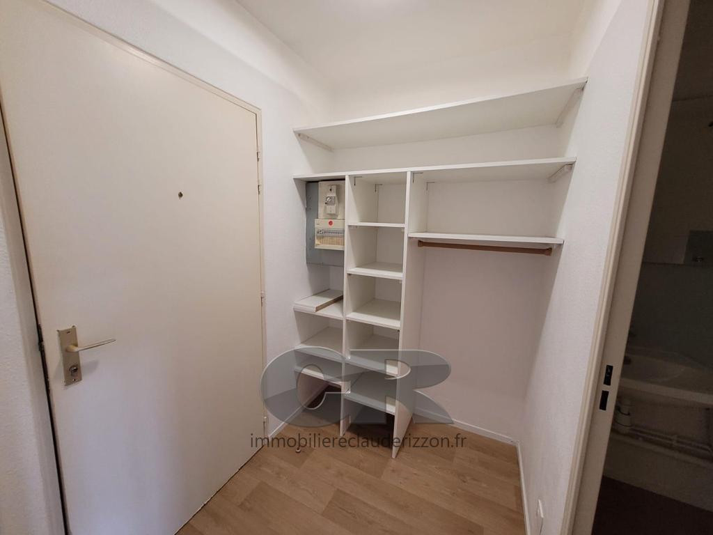 
                                                Location
                                                 A LOUER - T1BIS - METZ SABLON