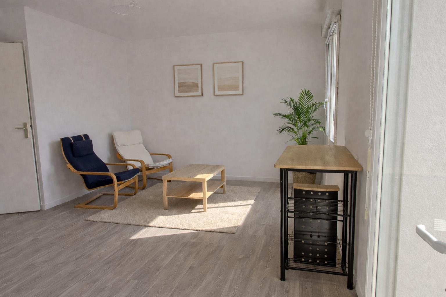 
                                                Location
                                                 A louer T2 -Angers la Madeleine - calme - lumineux