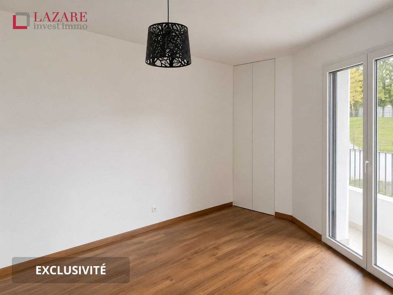 
                                                Location
                                                 A LOUER T2 avec garage