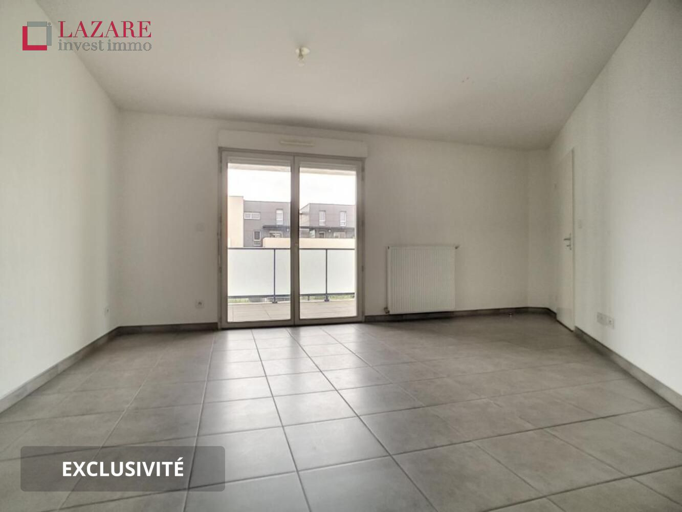 
                                                Location
                                                 A LOUER T2 avec parking