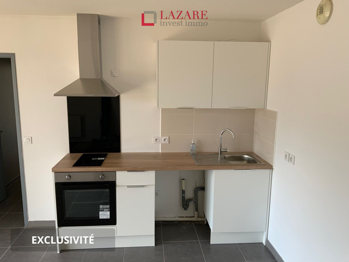 
                                                Location
                                                 A LOUER T2 avec terrasse