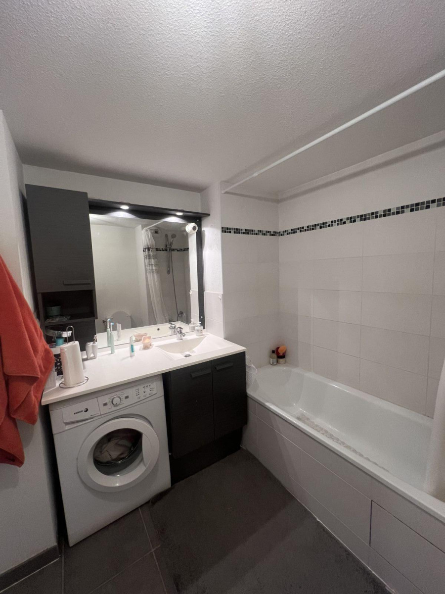 
                                                Location
                                                 À louer – T2 meublé 47 m² – Longue durée