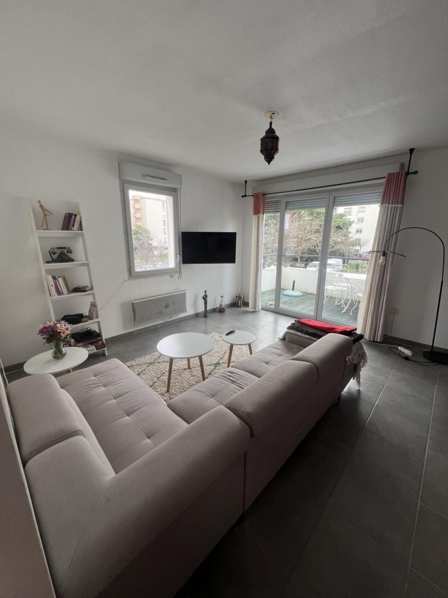 
                                                Location
                                                 À louer – T2 meublé 47 m² – Longue durée