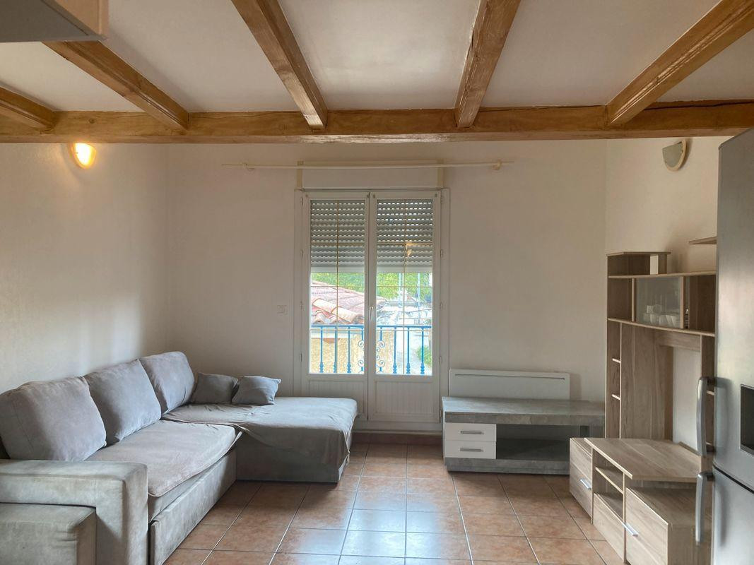 
                                                Location
                                                 À louer T2 Meublé à 10 mn fac du Mirail