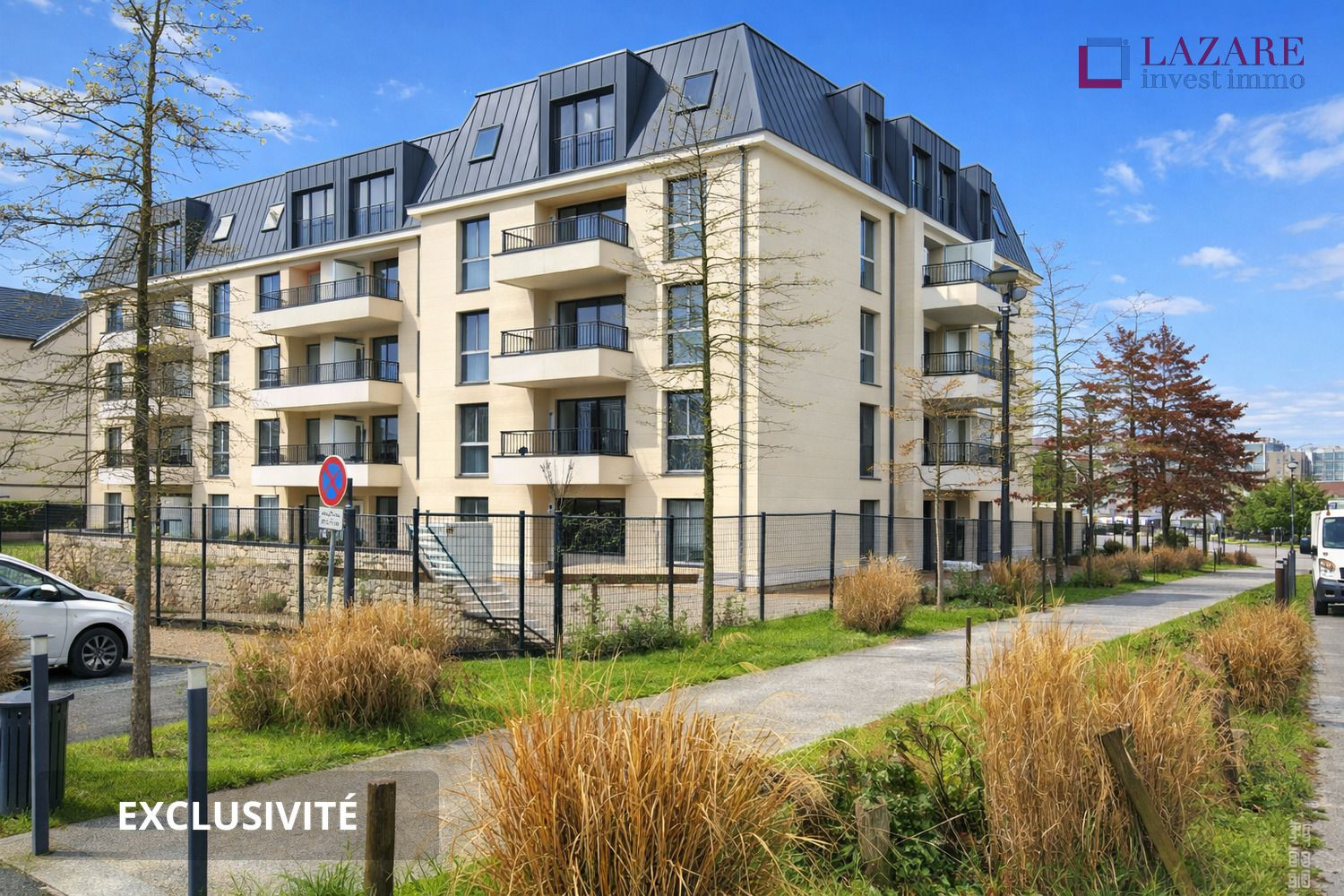 
                                                Location
                                                 A LOUER T2 neuf avec parking